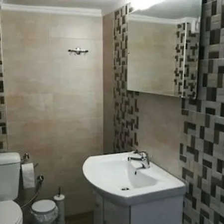 Hotel Cosy In Center Neos Kosmos 3*